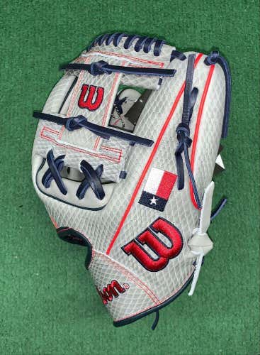 Wilson A2000 1786 11.5" Limited Edition Texas Edition Infield Baseball Glove
