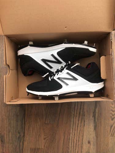 Black Men's Metal Low Cut