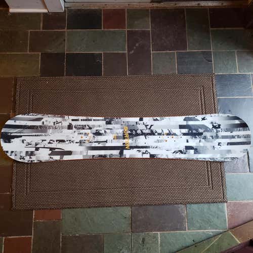 Burton super Hero Smalls 42 Board 142 IN