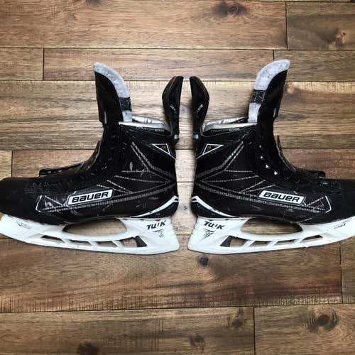 Senior Bauer Supreme 1S Regular Width  Size 7.5 Hockey Skates