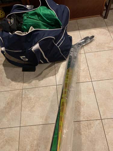 *2 PACK* Senior Right Handed Supreme Ultra Sonic  Hockey Stick