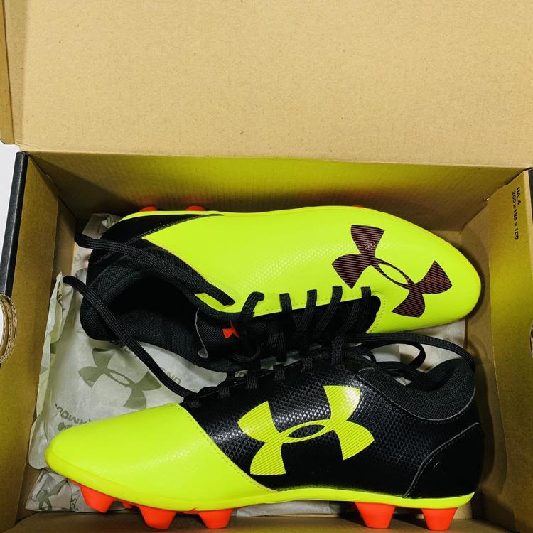 under armour spotlight yellow