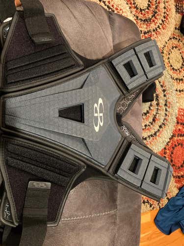 Boombah Defcon Shoulder Pads large Like New