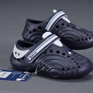 NWT HOUNDS BY DAWGS "KIDS ULTRALITES CLOGS SANDALS NAVY/WHITE TODDLER SIZE 5/6
