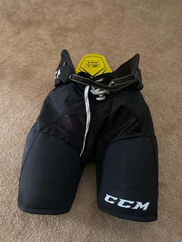 Black Senior Medium CCM Tacks 9040 Hockey Pants