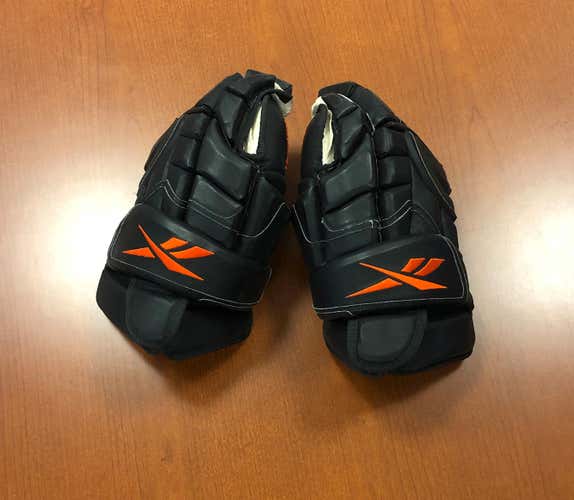 Black New Senior Reebok HG9K Gloves 15" Pro Stock - Syracuse Crunch (Anaheim Era)