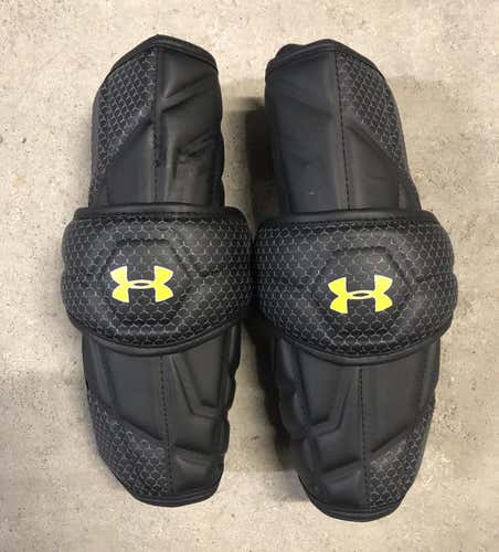 Under Armour arm pads (used once)