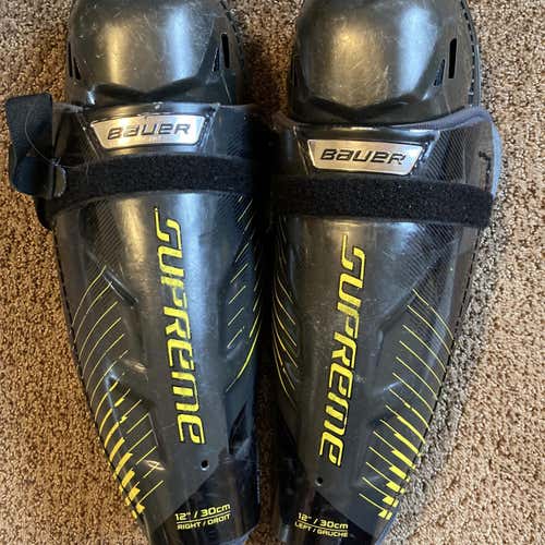 Junior Bauer Supreme S150  Shin Pads