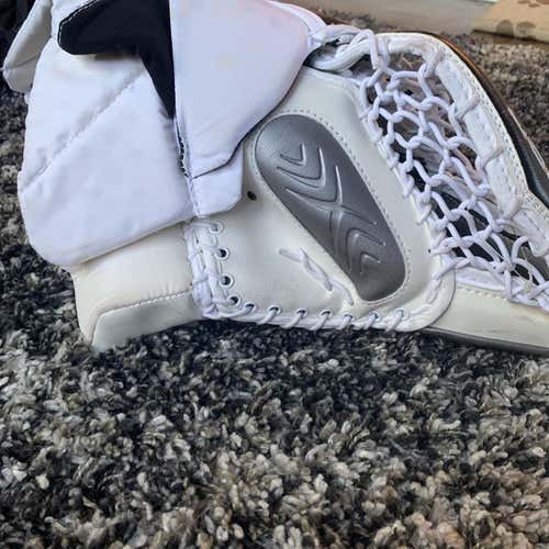 Bauer Vapor X50 Goalie Glove (Intermediate)