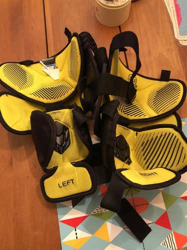 Bauer Supreme Knees Guards