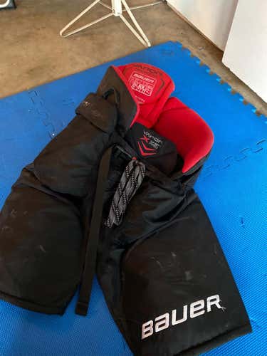 Senior Medium Bauer Hockey Pants