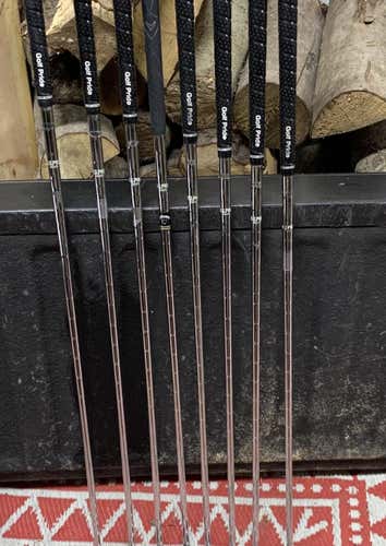 Men's Right Handed Big Bertha Fusion Regular Flex Steel Shaft Iron Set
