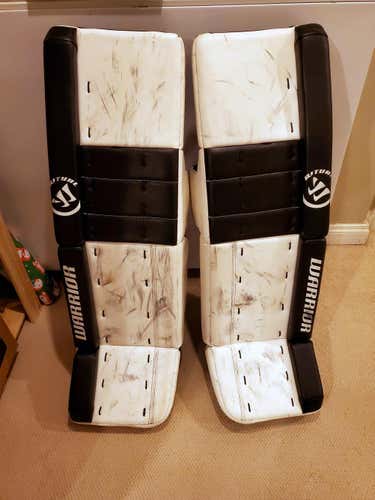 36 + 1.5 Warrior Ritual G2 Classic Pro goalie pads