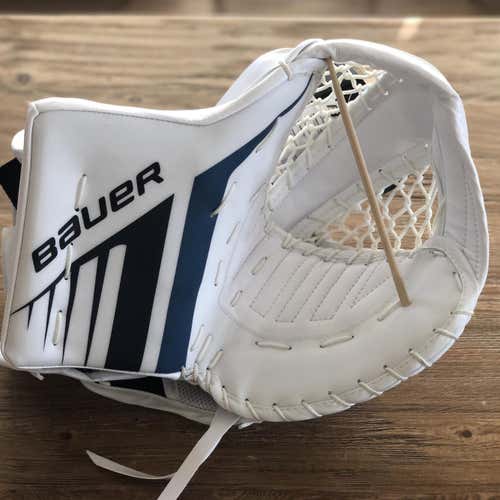 Brand New - Custom Bauer Supreme 2S Goalie Glove