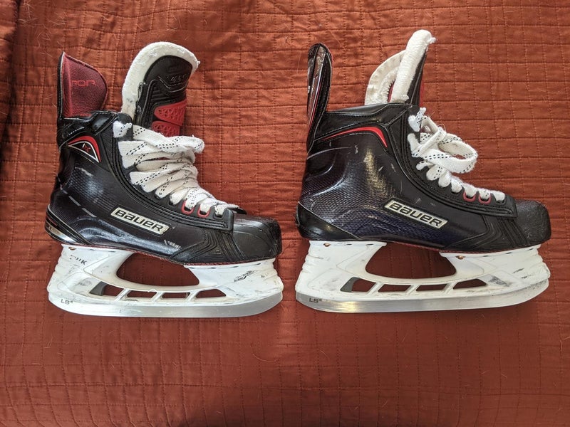 Used Senior Bauer Vapor 1X Hockey Skates Regular Width Size 6.5