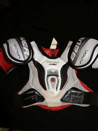 Bauer Vapor APX Shoulder Pads