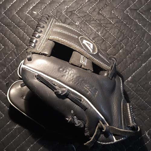 Akadema Black Kid Pitch (9YO-13YO) Left Hand Throw AZR95 11" Baseball Glove