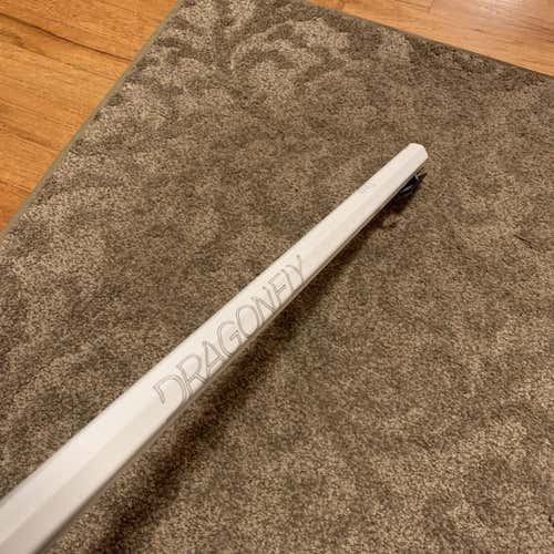 New Epoch Dragonfly 10 Pro Midfield/attack Shaft