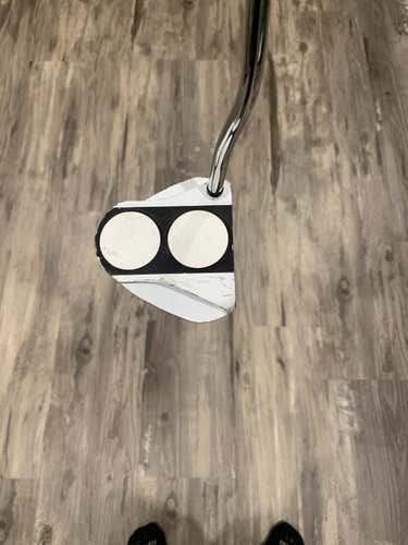 Used Men's Odyssey Right Handed Belly Putter 39"