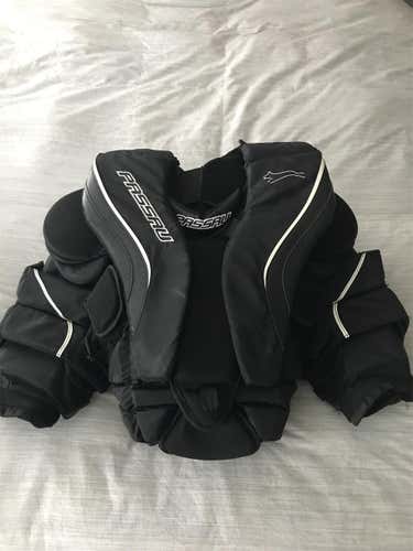 Intermediate Large Passau Goalie Chest Protector