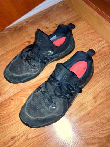 Black Men's Size Men's 10.5 (W 11.5) Nike Shoes