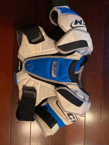 Junior Large CCM U+  Shoulder Pads