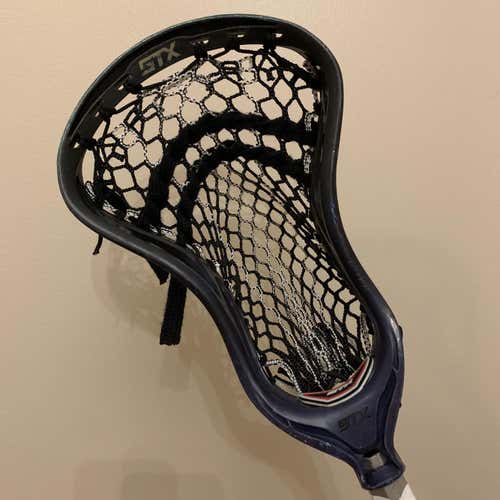 Black Pro Strung Stallion 700