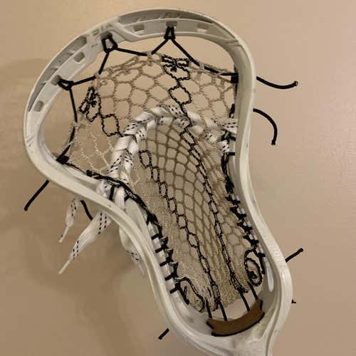 White Used Attack & Midfield Strung Stallion Omega Head