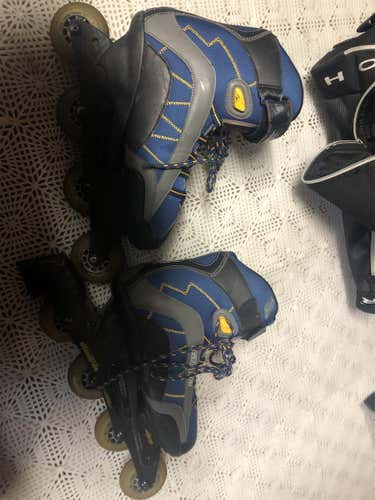 Senior Bauer Regular Width Size 11 Inline Skates