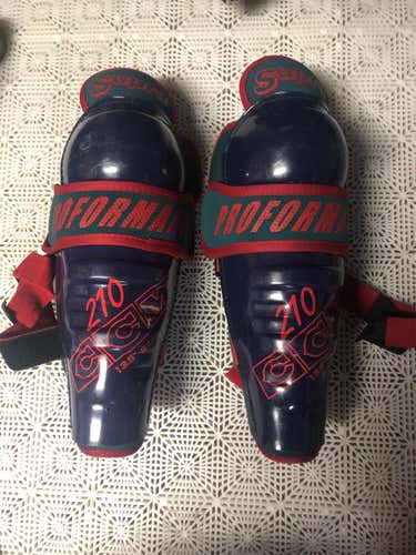 Senior CCM Ccm Ft1 s  Shin Pads