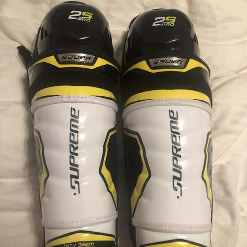Senior Bauer Supreme 2S Pro  Shin Pads