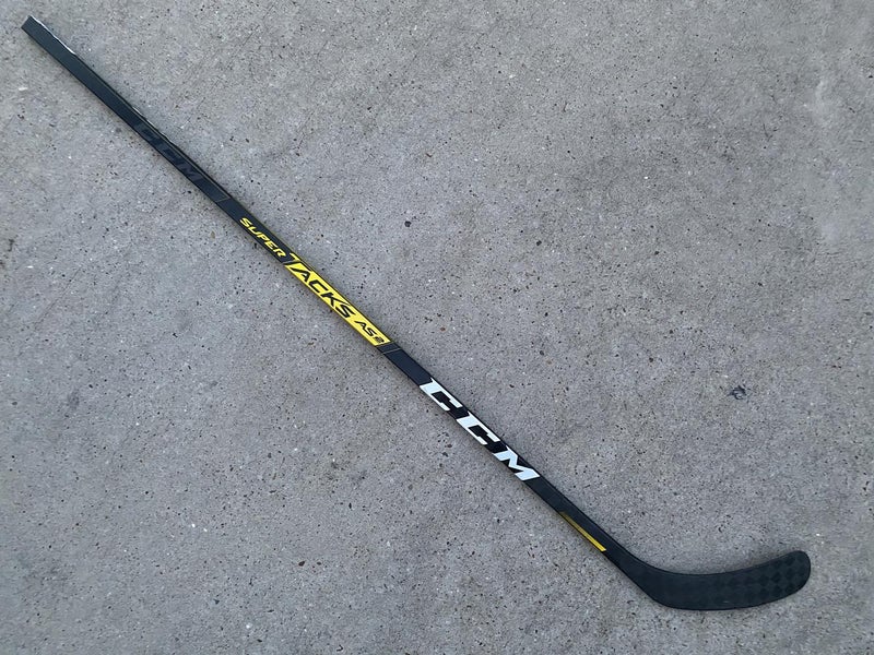 CCM Super Tacks AS2 PRO Pro Stock Hockey Stick Grip 85 Flex Right P90 8260