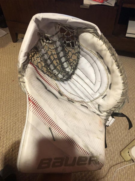 Bauer James Riemer 580 Glove Used