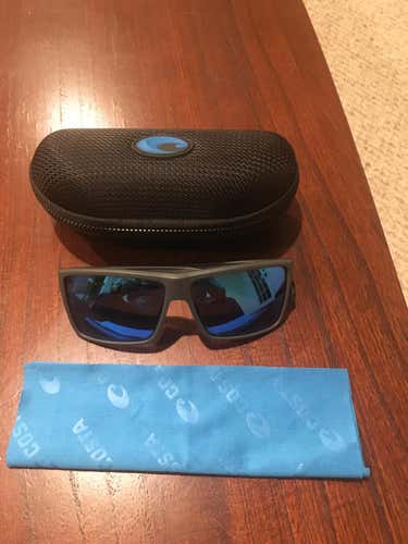 Costa Rinconcito sunglasses with glass lenses