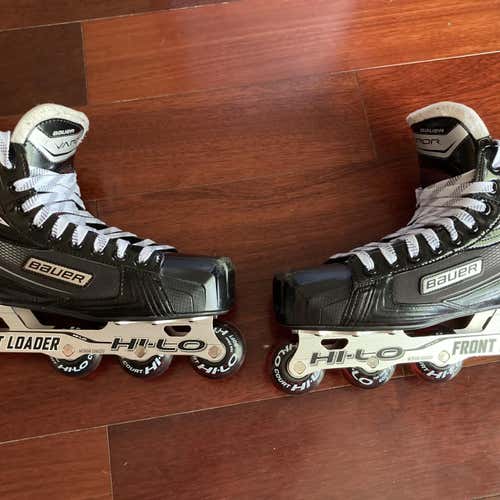 Senior Bauer Vapor X700 Regular Width Size 9 Hockey Goalie Skates