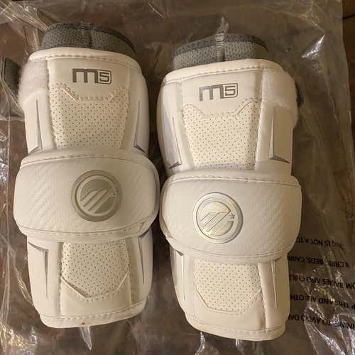 New Maverik M5 Arm Pads, Size Small