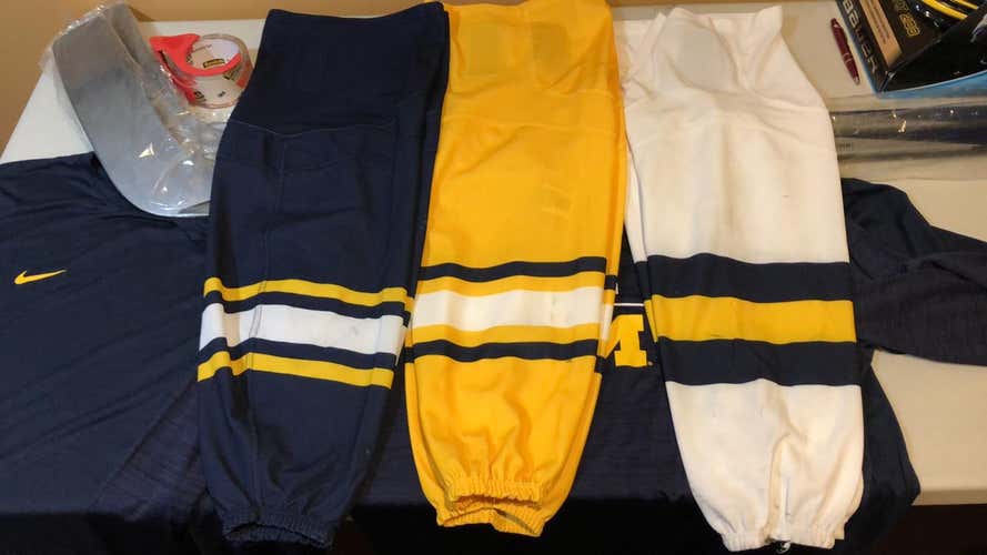 University Of Michigan Game Socks 3pair
