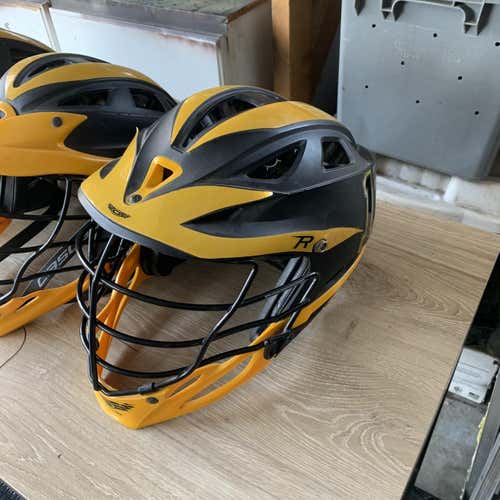 Black Cascade R