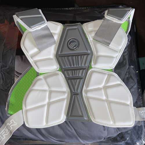 New Large Maverik Max Shoulder Pads