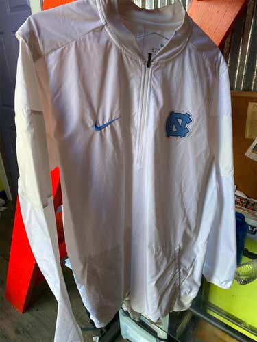 UNC 1/4 Nike Storm Coaches Pullover