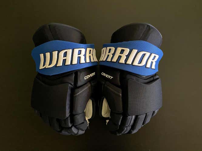 Warrior Covert PRO QRL Winnipeg Jets 14" Pro Stock Gloves with shot blocker