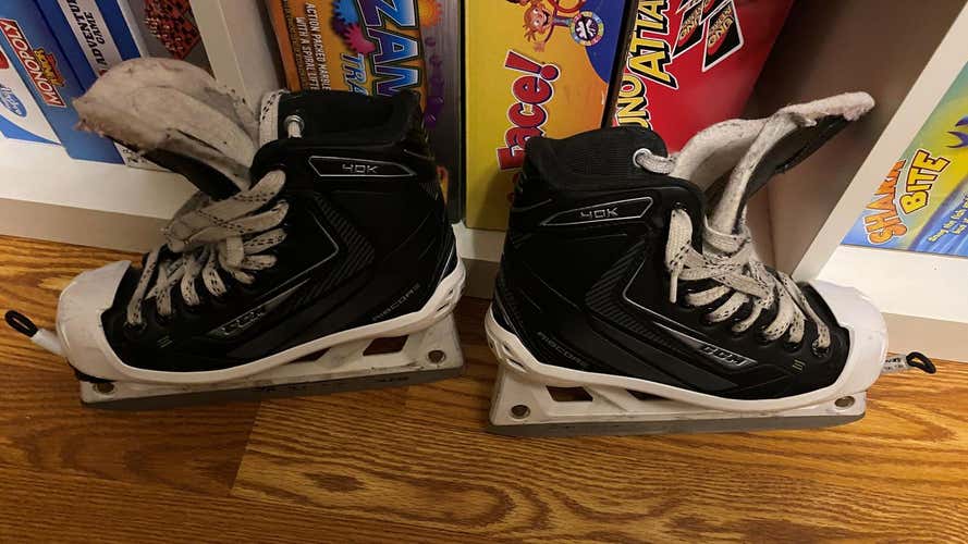 Used Junior CCM Ribcor 40K Hockey Goalie Skates Regular Width Size 1