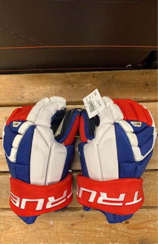 True XC7 15" Gloves