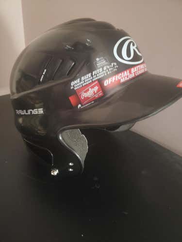 Black New Size Fits 6 1/2- 7 1/2 Rawlings Batting Helmet