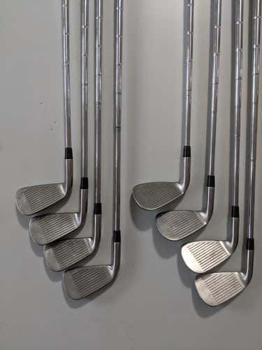 Used Men's Callaway Right Handed Razr X Tour Iron Set Stiff Flex Steel Shaft