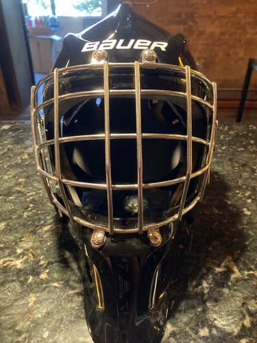 Used Senior Bauer 940x Goalie Mask