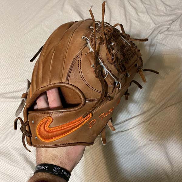 【即購入可】NIKE SHADO ELITE Jナイキ グローブ NIKE SHADO Elite J series Baseball Fielding Glove (Right