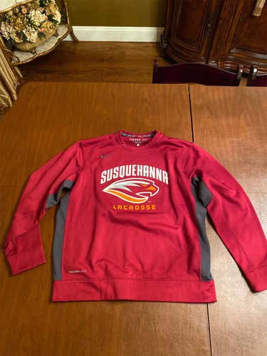Adult Large Under Armour Sweatshirt