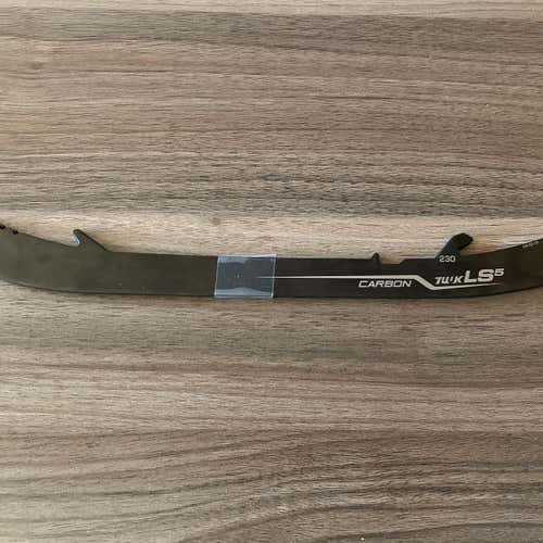 Bauer LS5 EDGE Black Carbo Skate Blades - Size 230 NEW