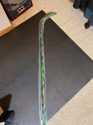 Senior Left Hand Nexus ADV Mid Pattern  Hockey Stick